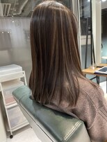 ブランシュ(Blanche)&nbsp;ナチュラルなコントラストハイライト