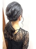 およばれヘアアレンジ　結婚式　パーティー　 ローポニーテール