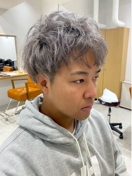 ネイロ 錦糸町(NeiRo) 束感アップバングツーブロックマッシュ