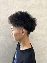ブラック 渋谷(BLUCK) 【渋谷駅徒歩6分☆メンズ特化】ツイストスパイキーショート