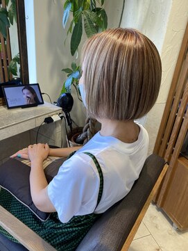 ヘアリゾート粋 ティガ 池袋店(tiga) シークレットハイライトボブ