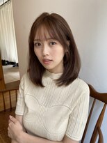 大人かわいいふんわりミディアムレイヤーカット/ピンクベージュ