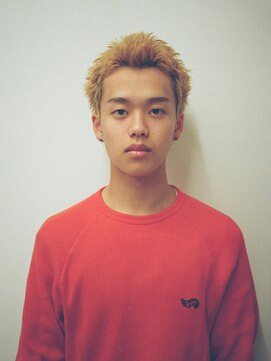 ジャド(JUDD) 金髪スパイキーショート