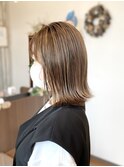 ベージュハイライト×切りっぱなし×外ハネ 【Rotohair】