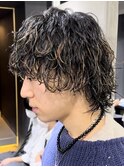 【お客様メンズヘア】波巻きハイライトウルフ［渋谷駅/眉毛］
