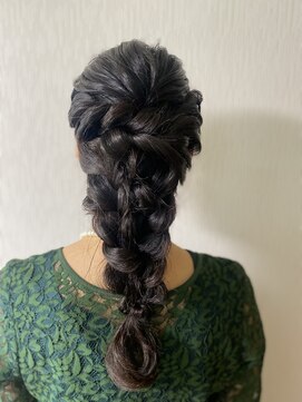ミークスタイルヘアー(Miiku.style.hair) 編み下ろし