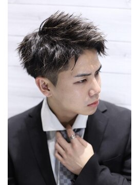 リップス 栄(LIPPS) ツイストアップバングショート