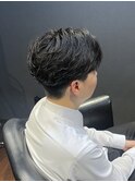 ビジネスマッシュショート ニュアンスパーマ センターパート