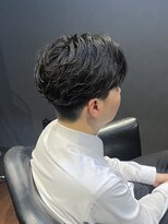 ビーダンディー(Bee dandy)&nbsp;ビジネスマッシュショート ニュアンスパーマ センターパート