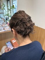 ラフテル(RAFTEL)&nbsp;大人上品ふんわり編み込みシニヨン