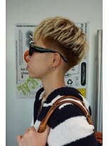 ウーズ ハラジュク(Ooze.HARAJUKU) ハッシュカットグレージュデザインカラーツートーンカラー原宿