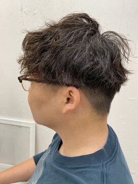 ロミーオム 本厚木(ROMMY. Homme) 刈り上げマッシュ×ツイストスパイラルパーマ