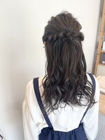 コティ(koti)&nbsp;ハーフアップアレンジ