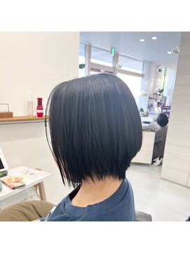 サボ(SAVO) 前下がりボブ