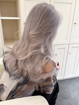 ベレーザ 渋谷(BELEZA) 4196ミルクティーアッシュ艶髪シルキーベージュハイトーンカラー