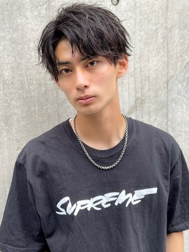 アーリー(Ali'i) ツイストスパイラルパーマアップバング束感マッシュツーブロック