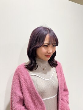 エミュ(emu) 外はねボブ×ラベンダーピンク