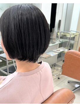 リュドール 一宮(Rue D'or) ショートボブ。