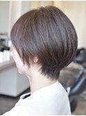 大人ショート/タイトなマッシュスタイル/白髪ぼかし