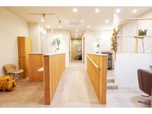アンドモコ(&moko)の雰囲気（店内バリアフリーとなっております。）
