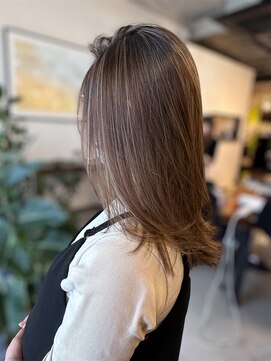 リム(Rim) ハイライトカラー×透明感カラー