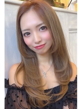 ヴィアーレ(VIALE) 内巻きレイヤーロング