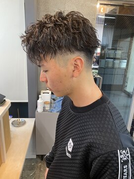 ペイププロドアイコン 博多(Peyp prod ICON) 【YOSUKE】ピンパーマ/ツイストスパイラル