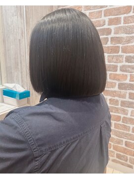 コーエン(cowen) 大人かわいい☆綺麗なシルエット!王道ボブ♪フェミニン