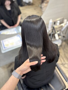 リラクオーレ 三宮 元町(LIRA CUORE) ショコラブラウン×髪質改善縮毛矯正