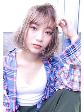 テイラー(Taylor) [Taylor]  ヌードベージュ♪シンプルボブ