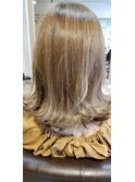 【Ra　Plume】大人オシャレゆるふわ外ハネミディアムスタイル