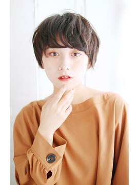 ラクシア(LUXIA) フワクシュショート