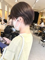 グレージュ+まるみスッキリショート＿TREAT