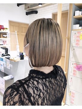 トゥルース 獨協大学前店(Hair&Make TRUTH) パツっとボブ