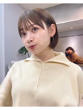 ヴェイン 渋谷(vain) グレージュ×ショートボブ