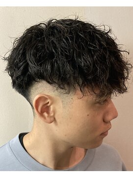 ヒロギンザ 御茶ノ水店(HIRO GINZA) ツイストスパイラルパーマフェード