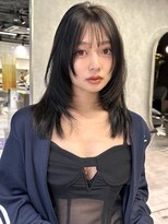 シティ(CITY)&nbsp;レイヤーカット 韓国ヘア ストレート 顔周り ウルフ