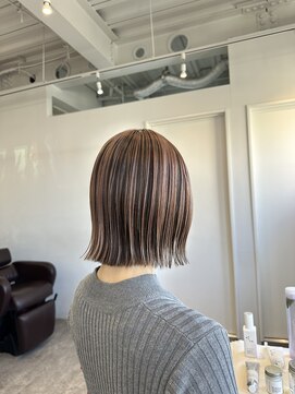 ロカ 表参道(loka) イメチェン/切りっぱなしボブ［表参道/髪質改善/ハイライト］