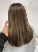 20代女性　ハイライト×グレージュ