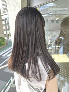 エウペ 渋谷(WEUPE) 斜めバング/グレージュカラー/デザインカラー/シルキーベージュ