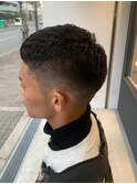 バーバーフェードカット濡れパンナチュラルパーマ【新大阪】