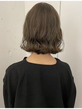 カウチ 板橋本町店(kauti) ぱつっとボブと透明感カラー