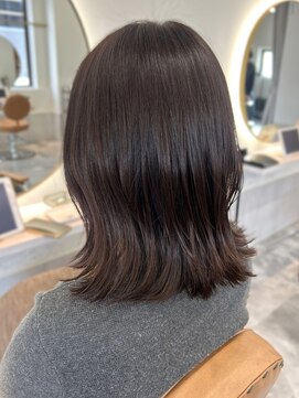 カノエ 福岡香椎店(canoe) ダークカラー 外ハネミディアム くびれヘア 艶トリートメント