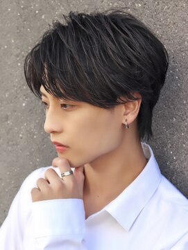 エイド 渋谷(aid) 毛流れセンターパートウルフ韓国風ショートアップバング