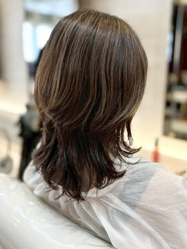 ザビー(THE B) 本八幡×市川×レイヤーカット×くびれボブ×アディクシーカラー