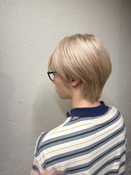 シュリット(schritt) プラチナブランド　メンズブリーチハイトーンヘア渋谷YOSHITAKE