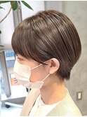 どこから見ても綺麗なシルエットの大人ショートヘア◎