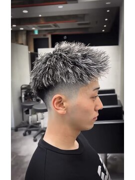 ルースト 京都河原町店(ROOST) ジェット×ツイスト×白メッシュ