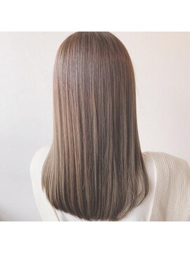 サラツヤシルクストレート☆