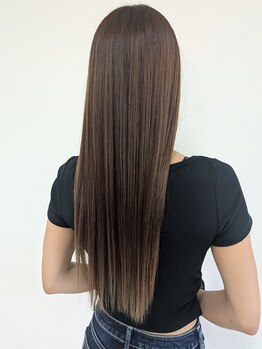 コアフィールドマサコ 小松島店(COIFFURE de MASAKO)の写真/【髪質改善】お買い物ついでに本格ケア!ベテランの技術×厳選トリートメントで、通う度に美しい艶髪へ